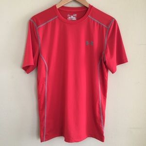 Under Armour Red Heatgear Short Sleeve Size Small